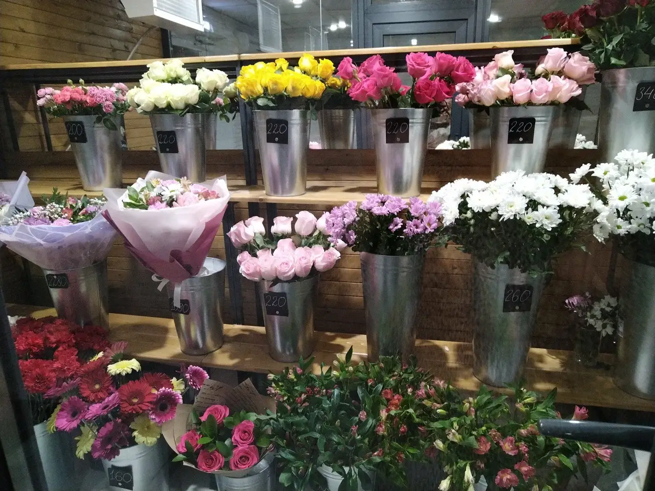 витрина с цветами